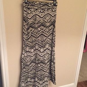 Tribal print maxi skirt